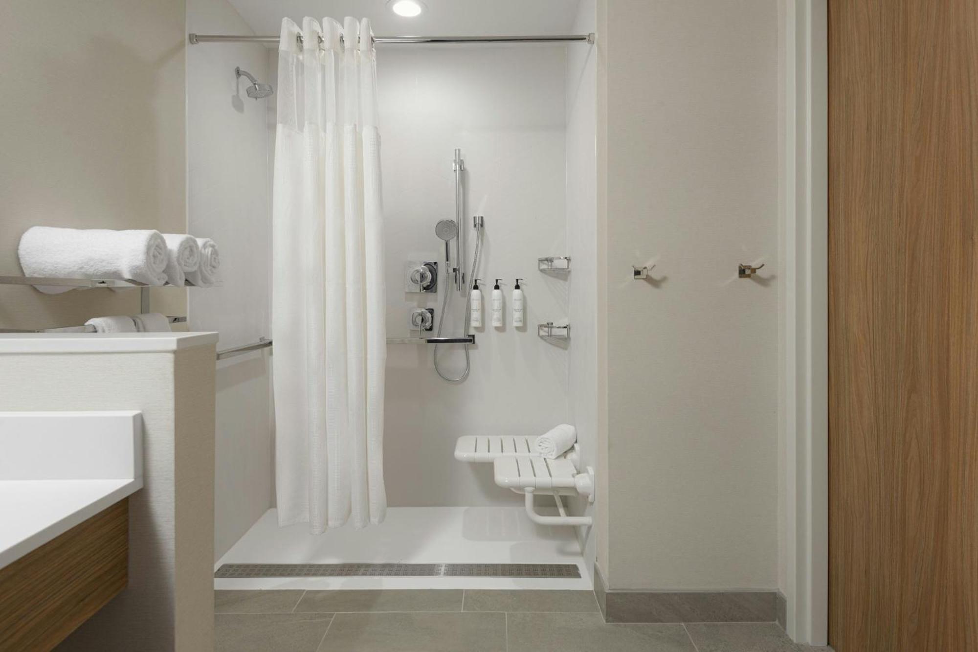 Fairfield By Marriott Inn & Suites Cincinnati Oakley المظهر الخارجي الصورة